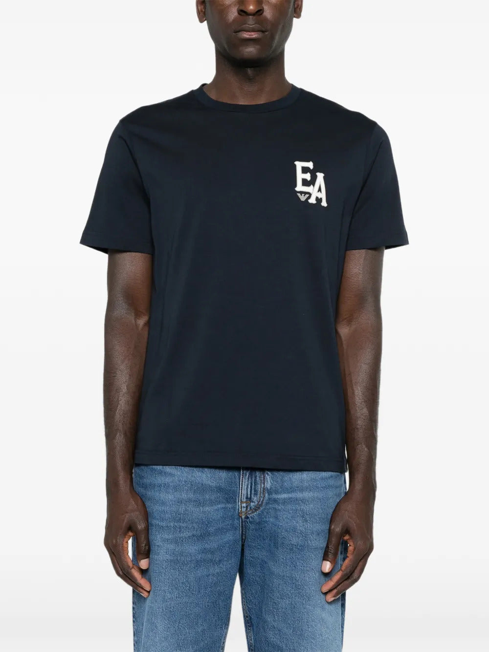CAMISETA EMPORIO ARMANI EMBLEMA