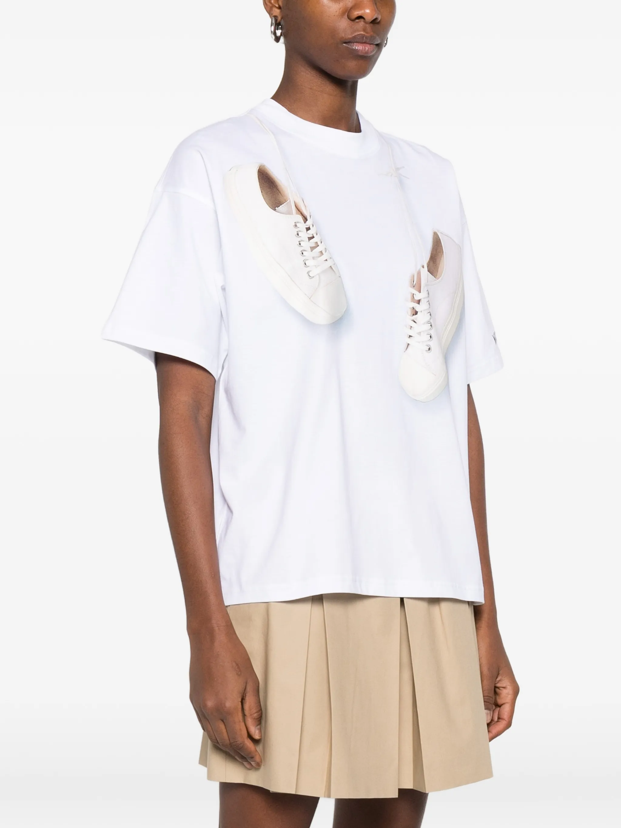 CAMISETA MOSCHINO SNEAKERS
