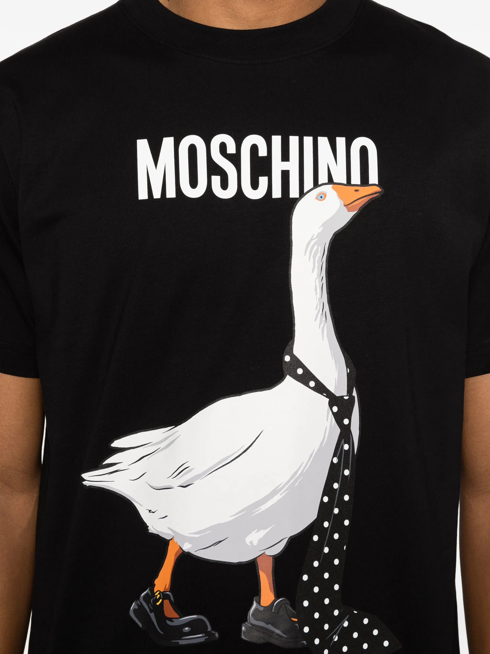 CAMISETA MOSCHINO ESTAMPADA