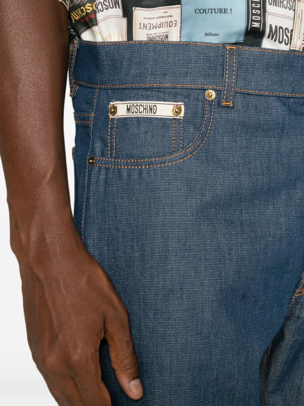 JEANS MOSCHINO LOGO