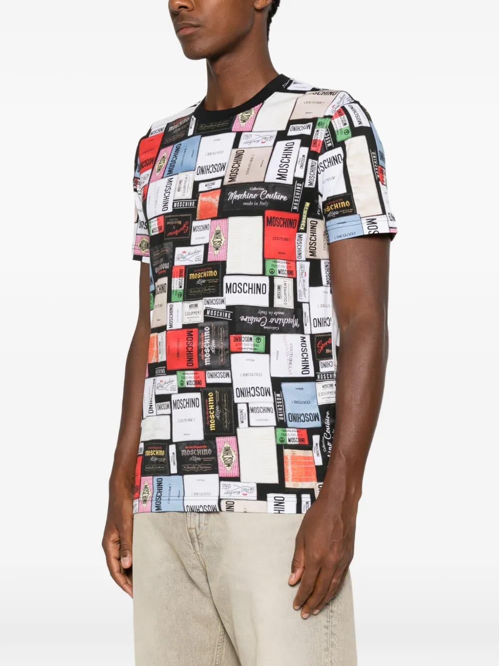 CAMISETA MOSCHINO ESTAMPADA